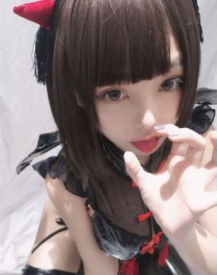 沈娜娜最经典的十部电影在线观看_高清电影全集观看